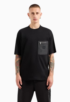 Armani Exchange T-shirt basic - black