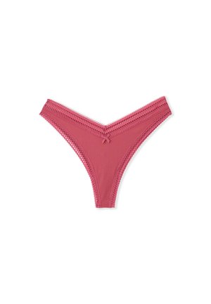 Perizoma a coste rosa con rifiniture in pizzo e un piccolo fiocco al centro anteriore, mostrato su uno sfondo bianco.