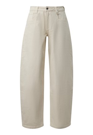 Pantalon beige à jambes larges avec fermeture à boutons, passants de ceinture et poches avant, en denim ou tissu similaire.