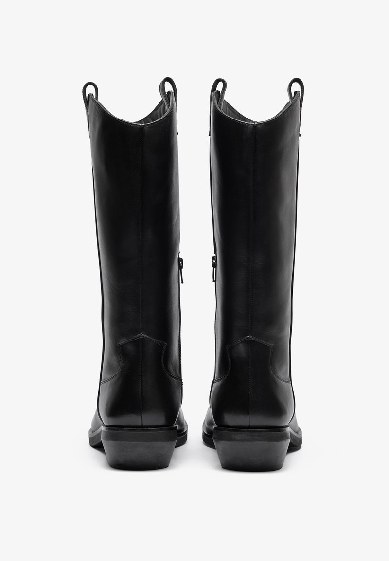 Black/Black Bottes western mi-mollet brodées en noir | FR