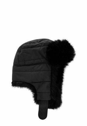 Schwarze, gesteppte Wintermütze mit Kunstfellbesatz, ausgestattet mit Ohrenklappen und einem Kinnband. Weicher Stoff, gepolstertes Design für Wärme.