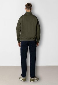 Clean Cut Copenhagen PATRICK HALF-ZIP  - Felpa - army green