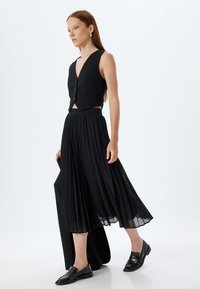 Koton MIDI - A-lijn rok - black