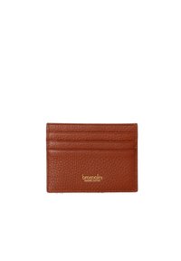 Portacarte in pelle marrone con texture, dotato di quattro scomparti e logo in rilievo. Design compatto, bordi lisci e dettagli metallici.