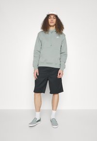Carhartt WIP SIMPLE - Shorts - black rinsed