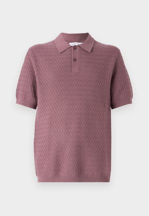 Short-sleeve polo shirt in mauve with a textured zigzag pattern, a pointed collar, and two buttons on the placket. Soft knit material.