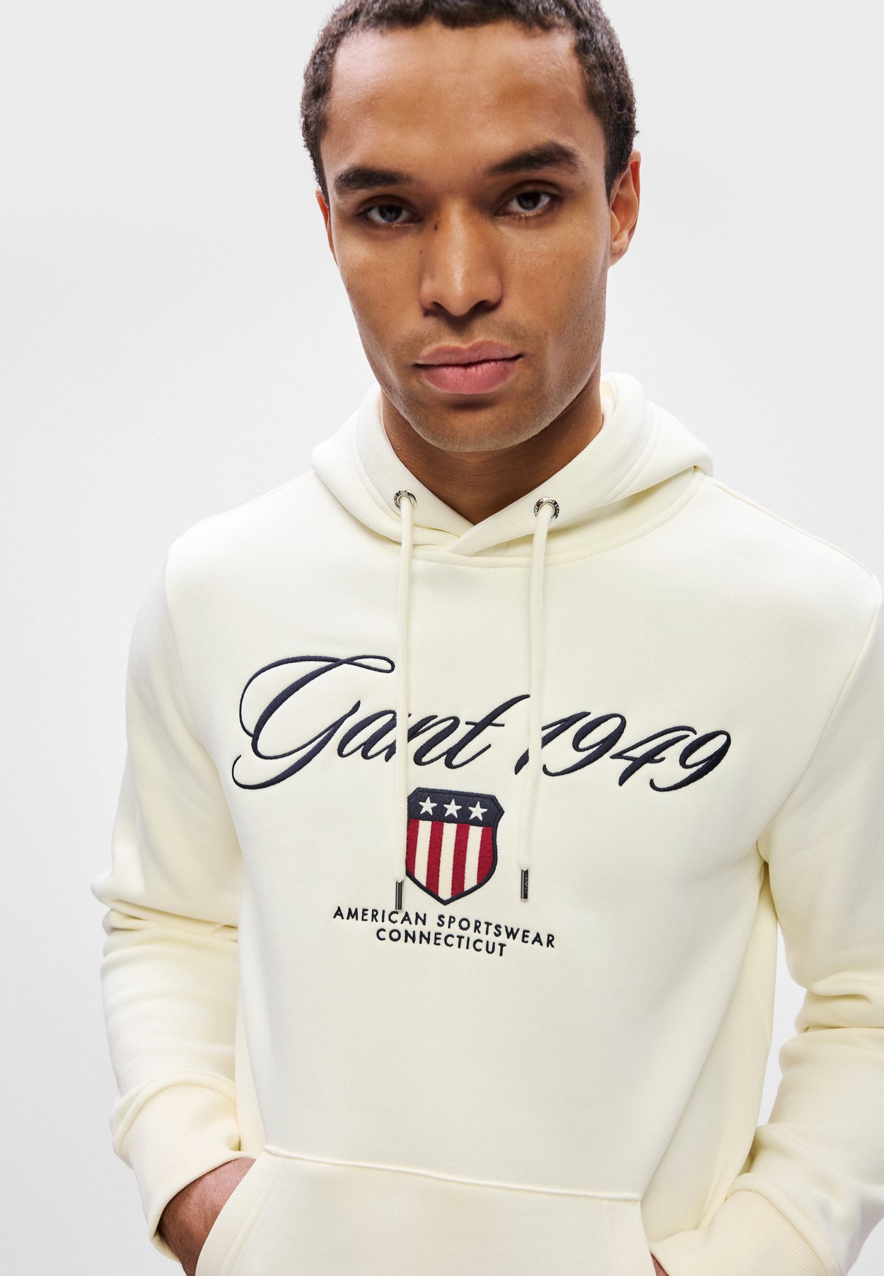 GRAPHIC HOODIE