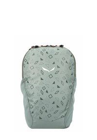 Mochila verde con un patrón de formas triangulares y diamantes, diseño elegante, correas ajustables y cierre con cremallera.