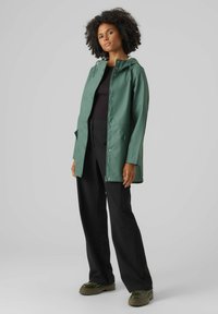 Vero Moda VMMALOU JACKET - Parka - dark forest