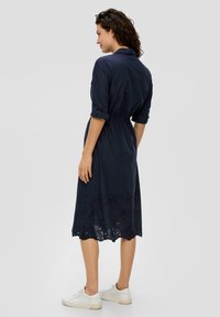 s.Oliver MIT BRODERIE ANGLAISE - Särkkleit - navy