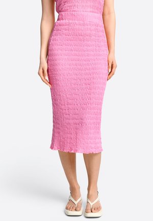 Rich & Royal MIDI MIT CRINKLE-OPTIK - Bleistiftrock - sorbet pink