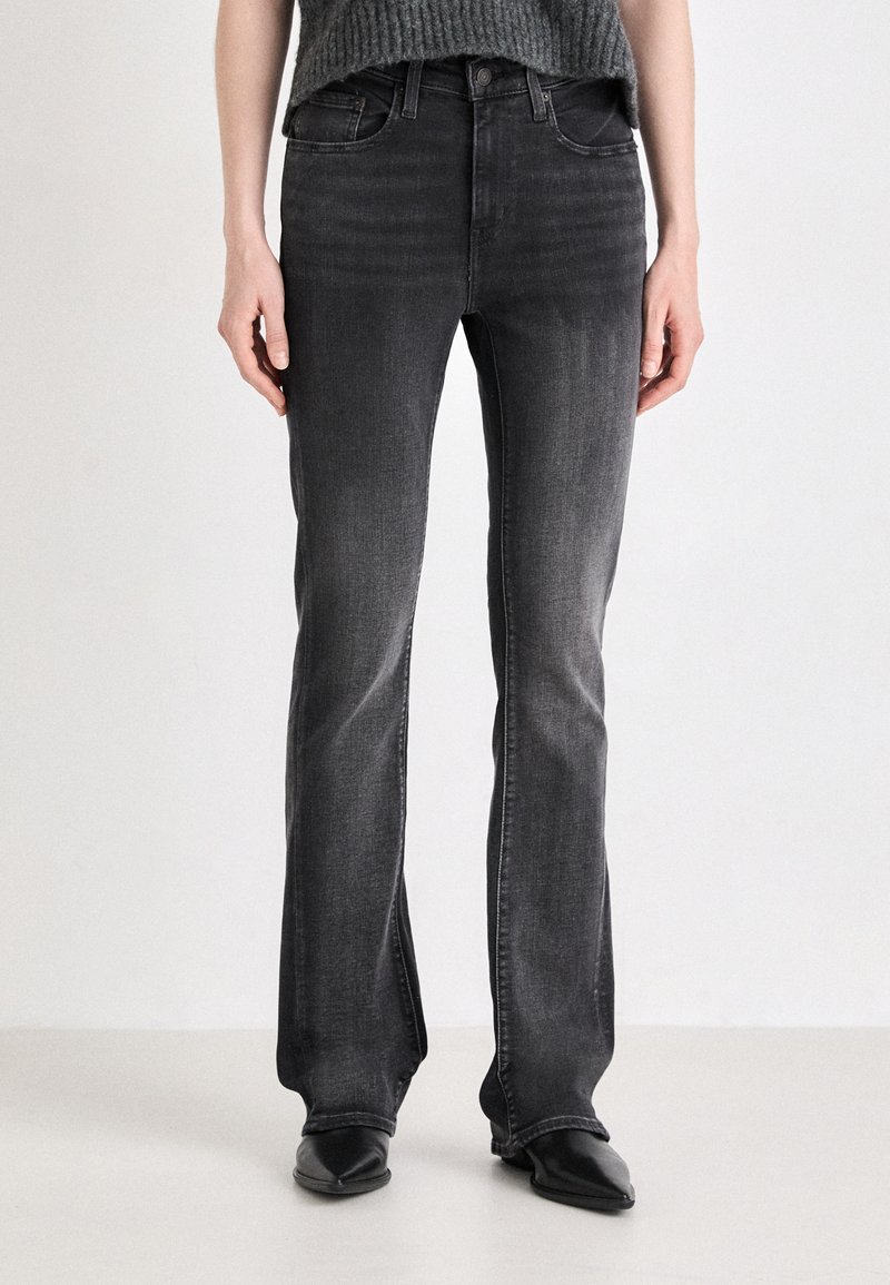 Levi's® TWISTED 725 - Bootcut piegriezuma džinsi - shining brighter