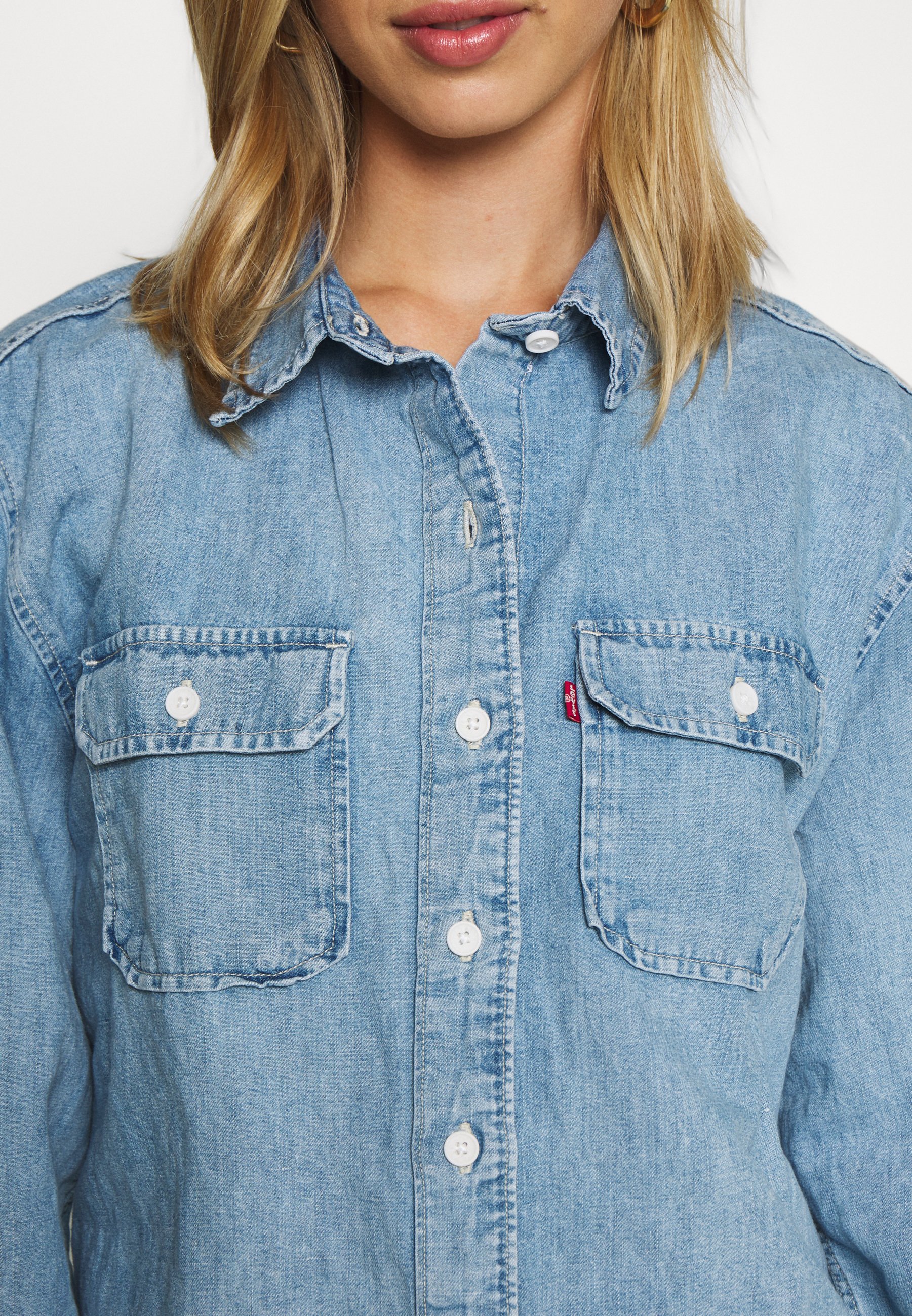 Levi's® OLSEN UTILITY Skjorte loosey gooseyblå denim Salg Levi's Denim Skjorter til Dame på tilbud | FASHIOLA