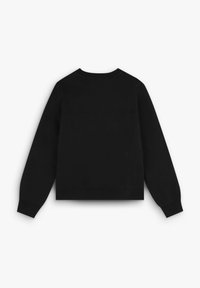 Sudadera negra de manga larga, con cuello redondo y un corte cropped. Textura suave con un diseño simple y sin logotipos visibles.