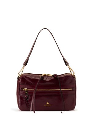 Petit sac à main en cuir rouge foncé avec fermeture éclair dorée, bandoulière amovible et poche avant zippée avec languettes en cuir.