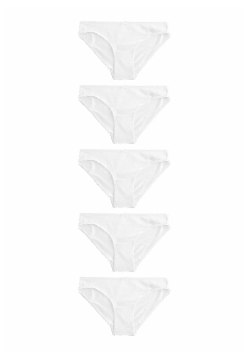 Fem par vita vita av vita bomullsstringtrosor med en slät yta, designade med en medelhög skärning och elastisk midjeband.