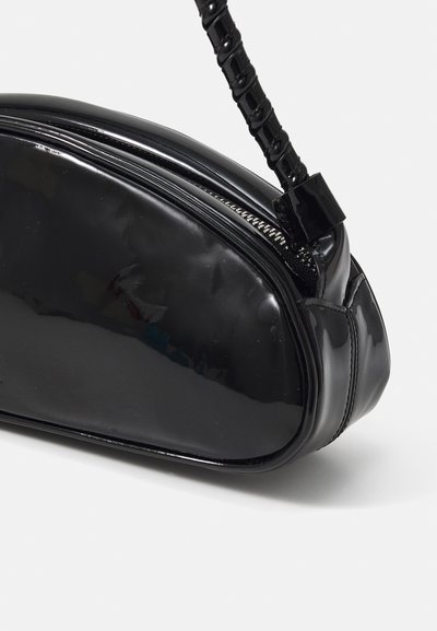 MSGM SMALL BEAN BAG - Mala de mão - black