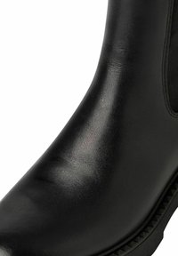 Tamaris CHELSEA - Kotníková obuv - black leather