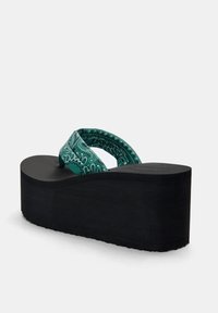 PULL&BEAR Sandales tongs - black
