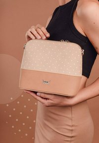 VUCH CARA DOTTY - Taška s příčným popruhem - apricot  beige