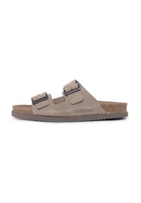 Sandalo in suede marrone con due fibbie regolabili, soletta in sughero imbottita e suola in gomma texturizzata. Presenta il nome del marchio "Mephisto" impresso.