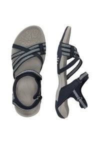 Marinblå sandaler med korslagda remmar, grå vadderad sål och texturerad undersida. Justerbar spänne för en säker passform.
