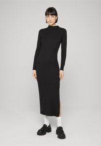 Urban Classics LONGLSEEVE MOCKNECK - Etuikleid - black