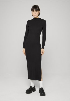 Urban Classics LONGLSEEVE MOCKNECK - Shift-haljina - black