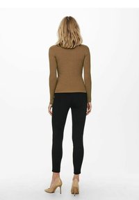 ONLY ONLKAROL ROLL NECK - Trui - toasted coconut
