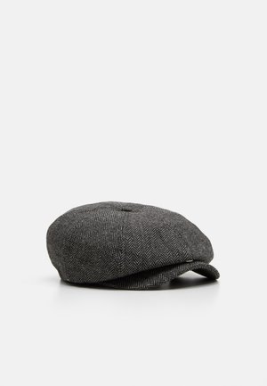 Szara czapka typu flat cap w wzór jodełkowy, wykonana z teksturowanej tkaniny, z okrągłym wierzchem, dwoma przednimi panelami i wszytym rondem.