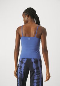 Yogasearcher Top - pavot