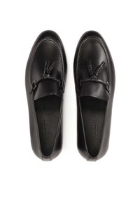 Schwarze Leder-Halbschuhe zum Hineinschlüpfen mit rund zulaufender Spitze, dekorativen Schnürsenkeln und glatter Oberfläche. Die Innensohle ist mit geprägtem Markenlogo versehen.