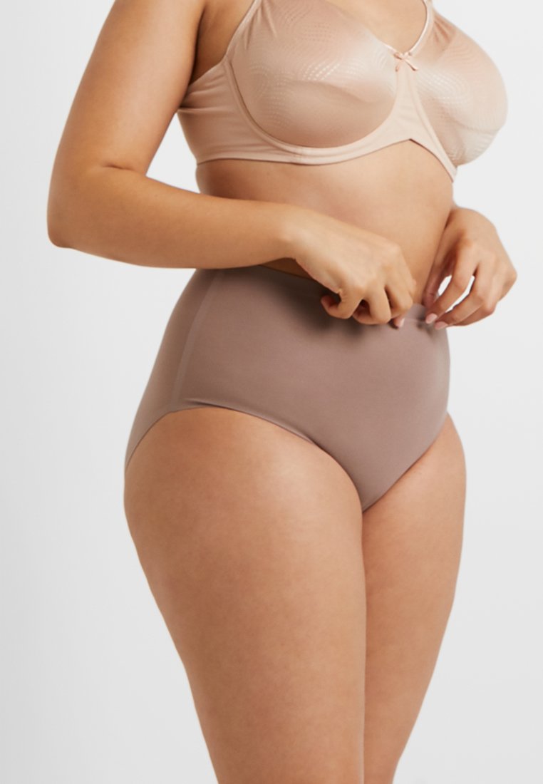 Chantelle PLUS SIZE - Briefs - cappuccino