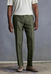 Next SIGNATURE - REGULAR FIT - Hlače - olive green