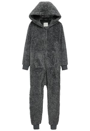 Grå fluffy heldragt med hætte, der har lynlåslukning, lange ærmer, to forlommer og ribstrikkede manchetter for enderne af arme og ben.