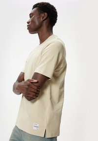 Koton T-paita - beige