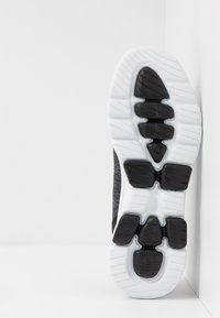 Skechers Performance Kävelykengät - black