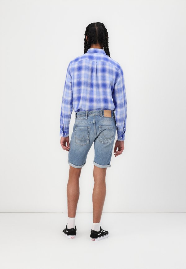 DARWIN - Denim shorts - rondell wash3