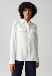 OPUS LANGARMBLUSE FLARA - Camicia - milk