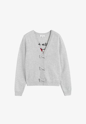 Grau gestrickte Strickjacke mit V-Ausschnitt, ausgestattet mit drei dekorativen Schleifenverschlüssen und einem bedruckten Design im Inneren. Weicher Stoff.