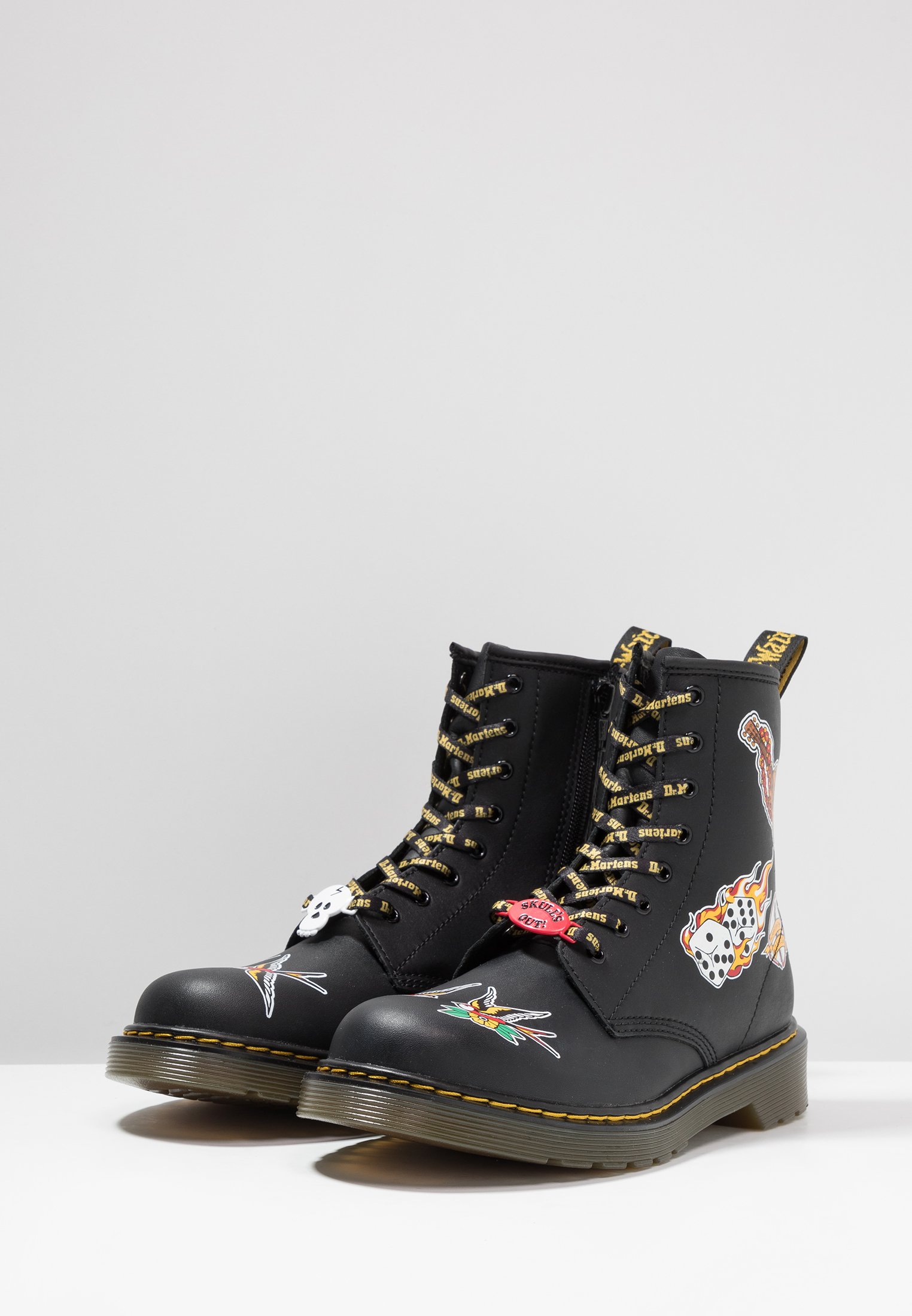 dr martens 1460 patch