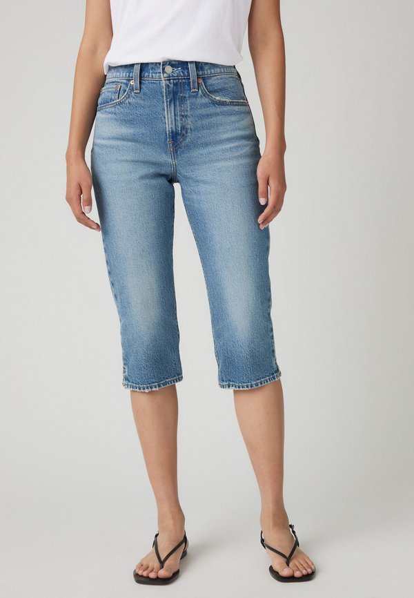 WEDGIE CAPRI - Denim shorts - next saturday no crease