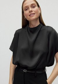 STOCKH LM Studio ALYAH - Bluse - black