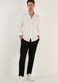 Buratti Ing - white