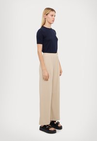 Max Mara Leisure VELES - Trousers - beige