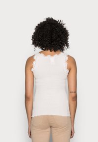Rosemunde REGULAR VINTAGE - Top - soft powder