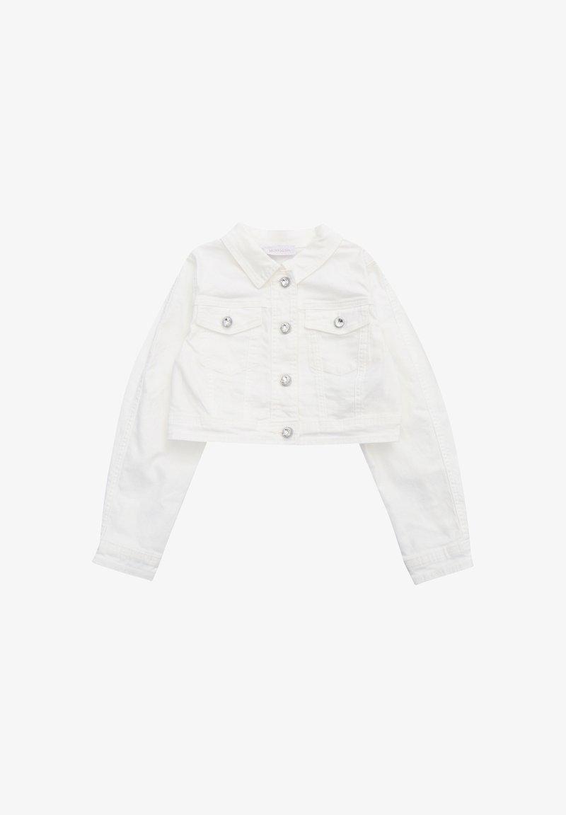 Witte cropped denim jacket met lange mouwen, dubbele borstzakken en metallic drukknoopjes. Gladde textuur met een gestructureerd ontwerp.