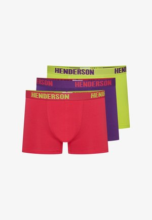 Trzy pary bokserków: czerwone, fioletowe i jaskrawozielone. Każda para ma logo na pasku w kontrastowych kolorach oraz gładki, elastyczny materiał.