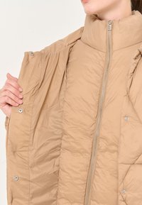 Jimmy Key CUT PUFF - Wintermantel - camel