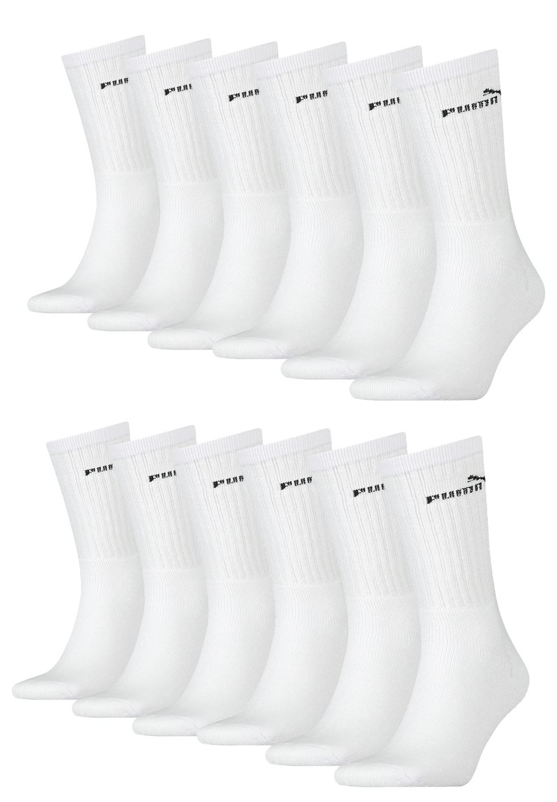 Weiße Baumwollsocken mit Rippstruktur und schwarzem Logo, angeordnet in zwei Reihen, insgesamt zwölfe Paar.